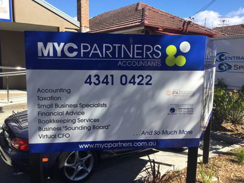 Blatch Tim & Julie - Accountants Sydney 1